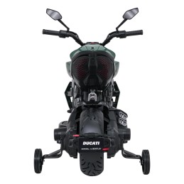 Pojazd Motor Ducati Diavel x Bentley Zielony