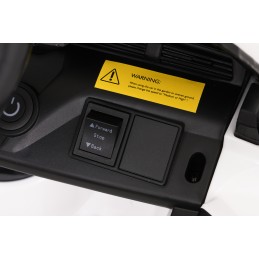 Auto Audi SQ8 białe na akumulator dla dzieci + pilot 2,4 GHz