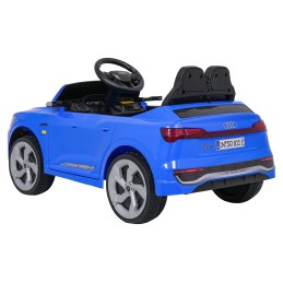 Pojazd Audi SQ8 Niebieski