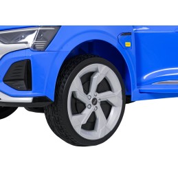 Pojazd Audi SQ8 Niebieski