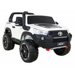 Pojazd Toyota Hilux Biała