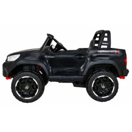 Pickup Toyota Hilux Czarna