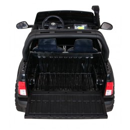 Pickup Toyota Hilux Czarna