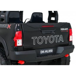 Pickup Toyota Hilux Czarna