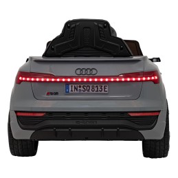 Pojazd Audi SQ8 Szary