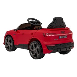Pojazd Audi SQ8 Czerwony