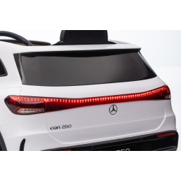 Pojazd Mercedes Benz EQA 250 Biały